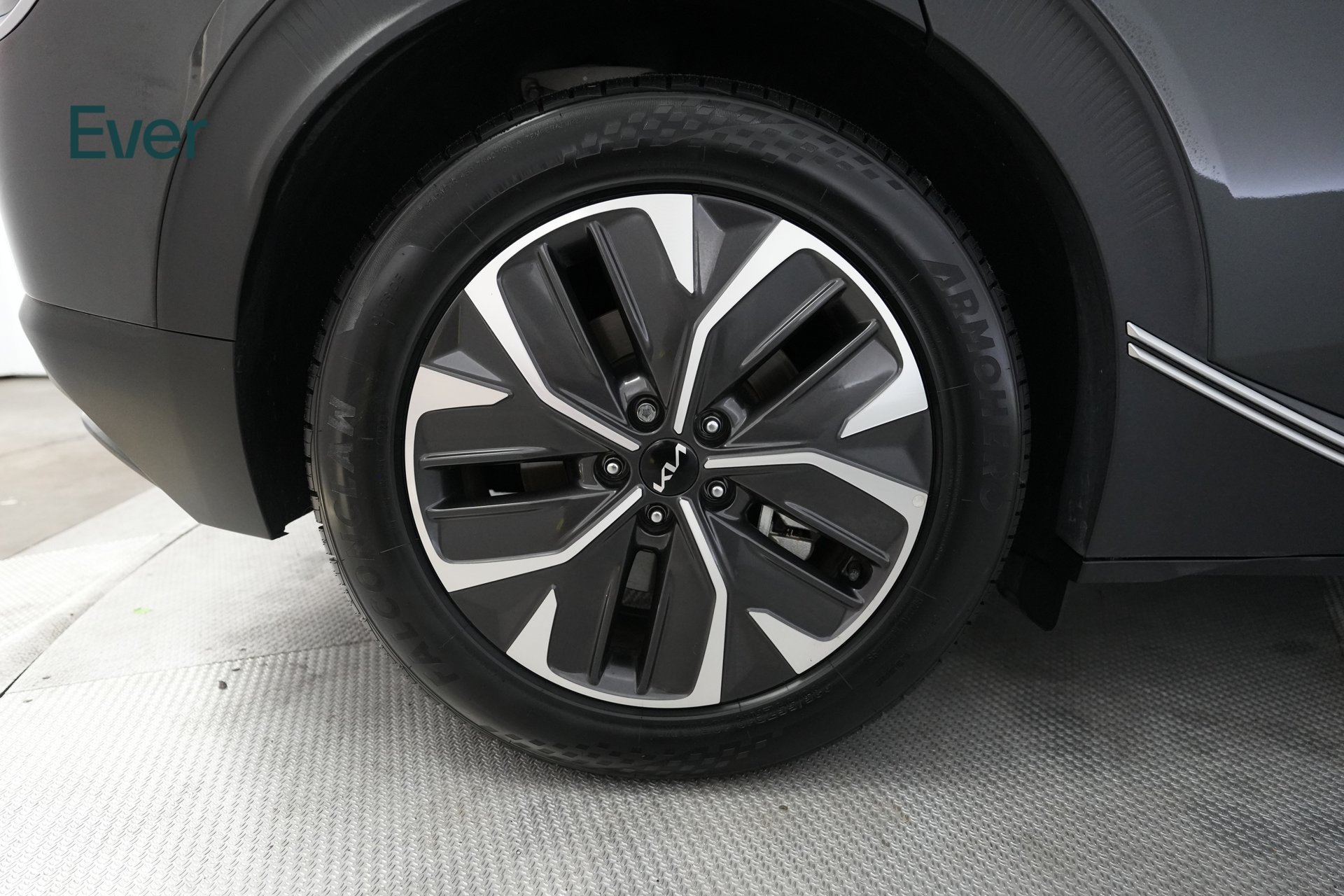 Used 2024 Kia EV6 Light RWD image 22
