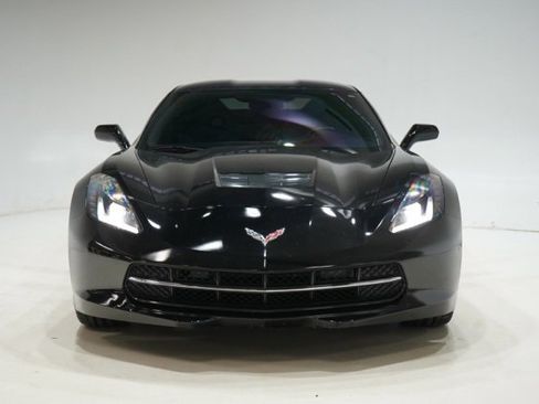 Used 2016 Chevrolet Corvette Stingray Coupe image 2