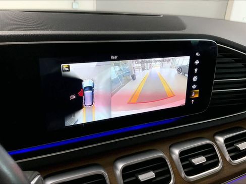 Used 2021 Mercedes-Benz GLE 350 4MATIC w/ Premium Package image 24