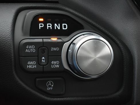 New 2026 RAM 1500 Laramie AWD/4WD image 32