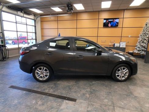 Used 2016 Scion iA image 8