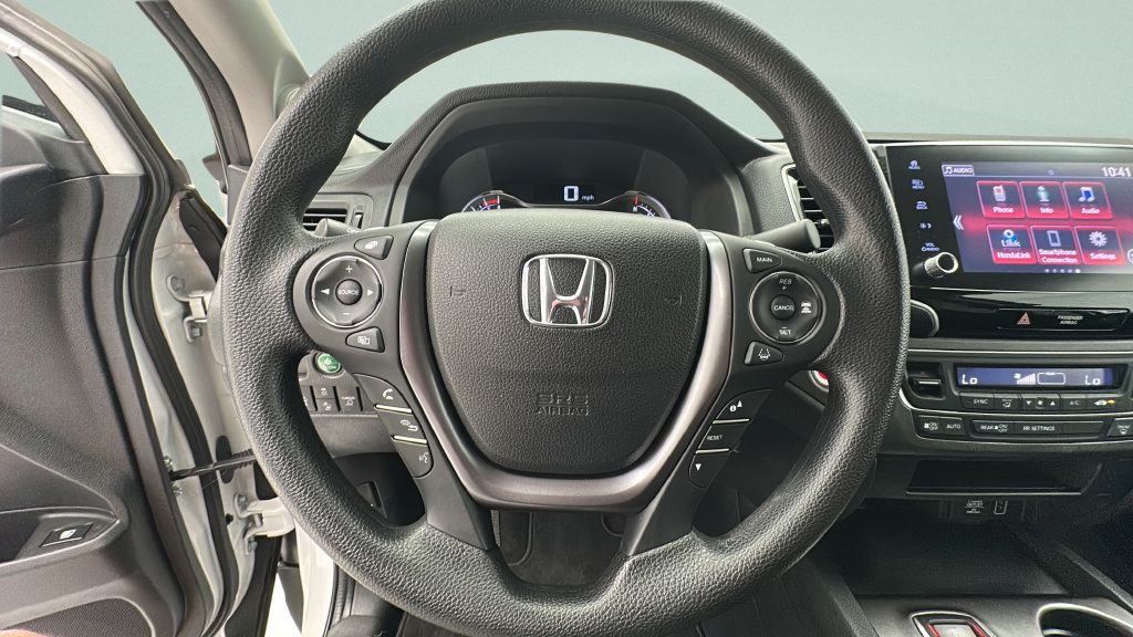 Used 2023 Honda Ridgeline Sport image 15
