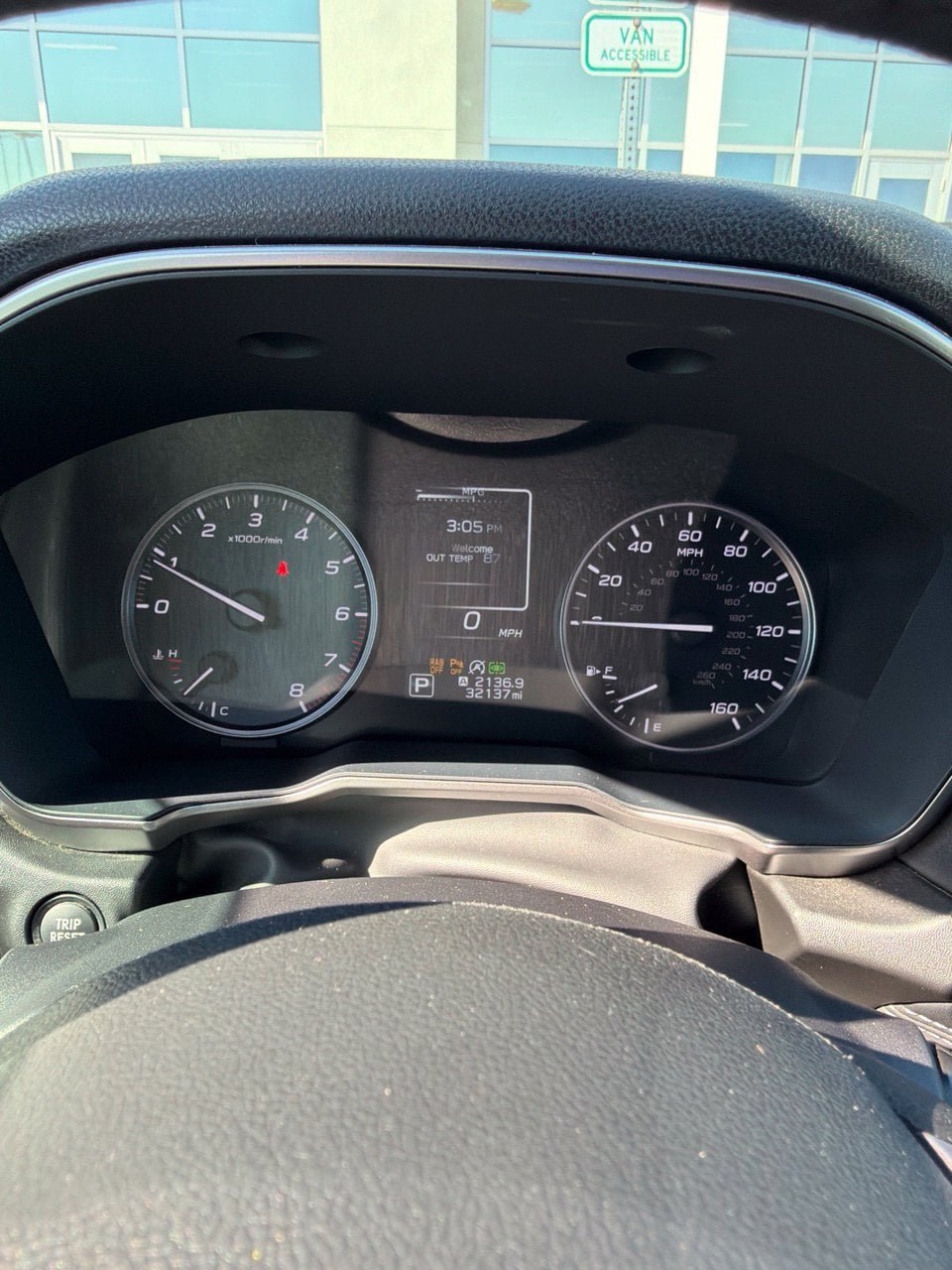 Used 2025 Subaru Outback Limited AWD/4WD image 6