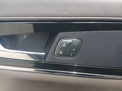 Used 2022 Lincoln Nautilus Reserve FWD image 28