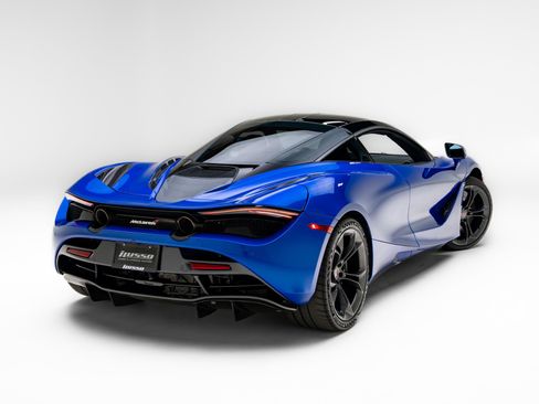 Used 2018 McLaren 720S Performance RWD image 52