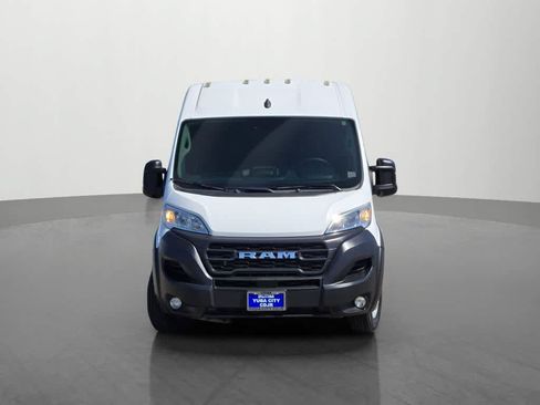Used 2024 RAM ProMaster 2500 w/ Convenience Group FWD image 2