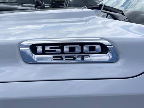 Used 2025 RAM 1500 Big Horn RWD image 13