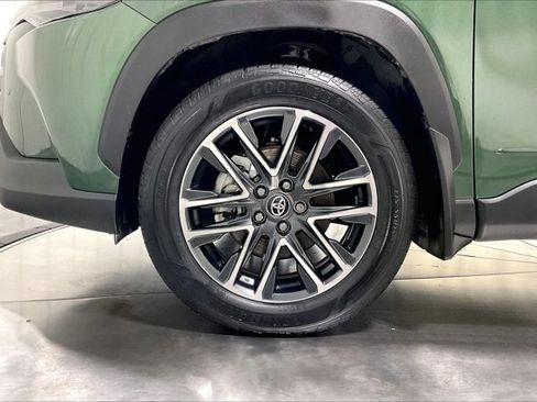 Certified 2026 Toyota Corolla Cross XLE w/ Convenience Package FWD image 10