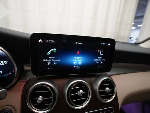 Used 2022 Mercedes-Benz GLC 300 4MATIC image 6