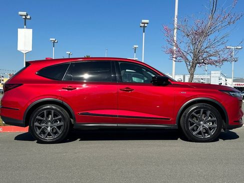 Used 2023 Acura MDX A-Spec image 3