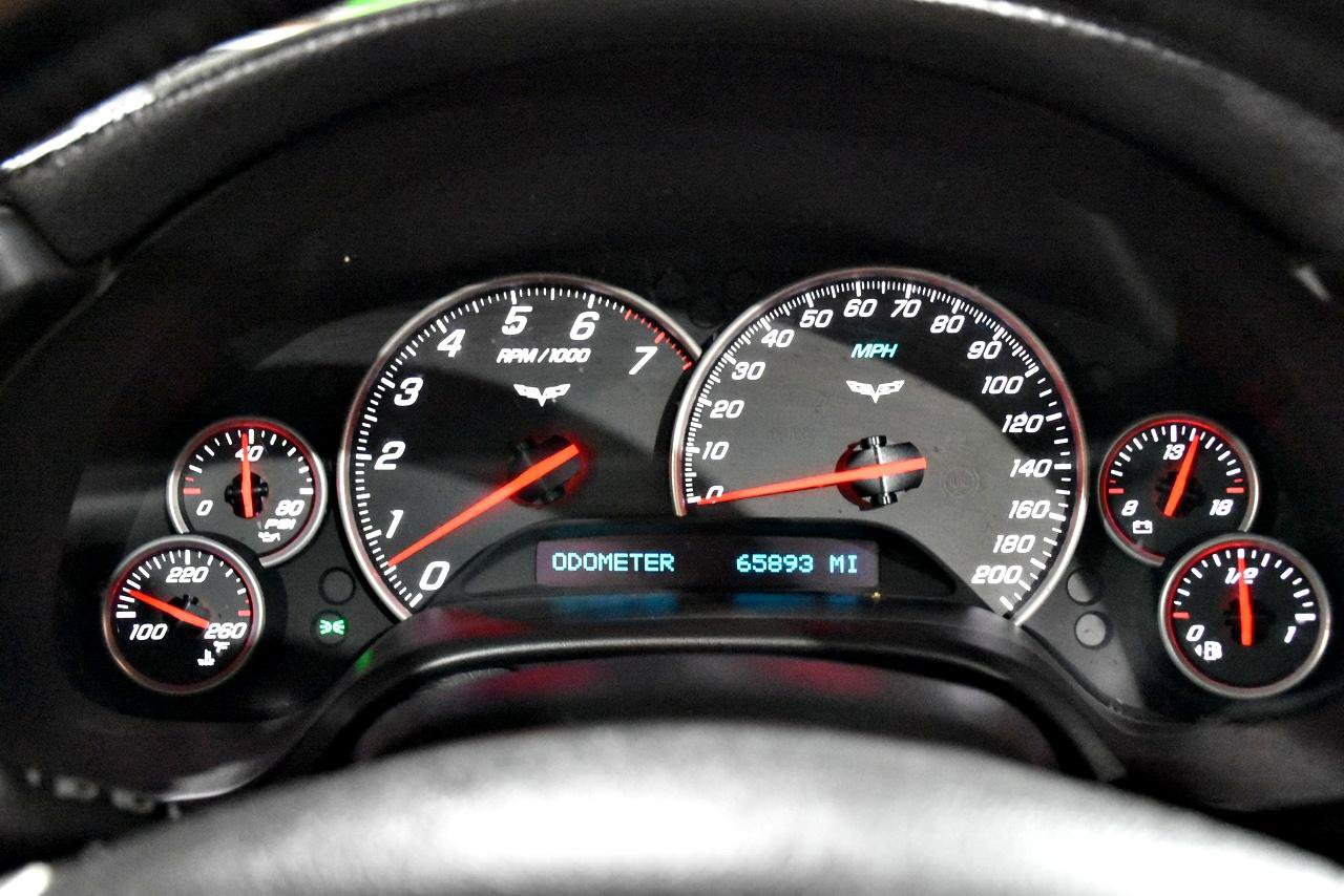 Used 2009 Chevrolet Corvette Convertible w/ Preferred Equipment Group RWD image 22