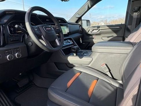 New 2026 GMC Sierra 1500 AT4 w/ Technology Package image 14