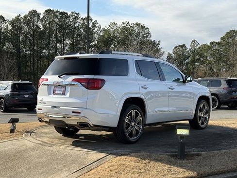 Used 2018 GMC Acadia Denali w/ Technology Package image 7