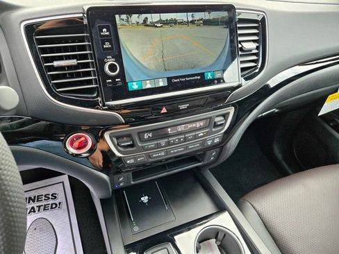 New 2026 Honda Ridgeline Black Edition image 12