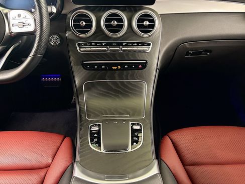 Used 2023 Mercedes-Benz GLC 300 4MATIC Coupe image 13