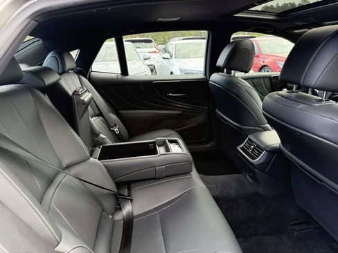 Used 2021 Lexus LS 500 AWD w/ Accessory Package (Z1) image 14