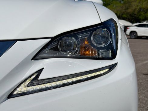 Used 2015 Lexus RC 350 w/ F Sport w/Summer Tires image 9