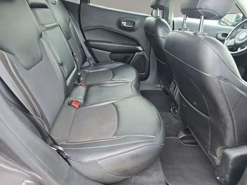 Used 2019 Jeep Compass Latitude AWD/4WD image 13