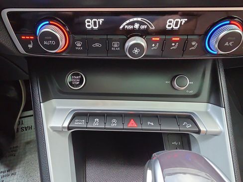 Used 2022 Audi Q3 2.0T Premium w/ Convenience Package image 79