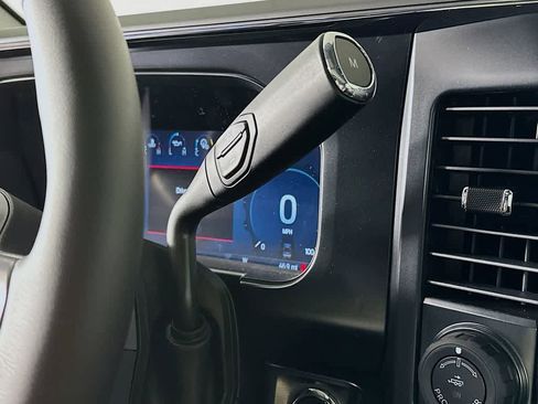 New 2026 Ford F250 Lariat w/ Black Appearance Package image 19