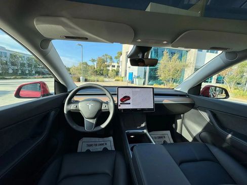 Used 2023 Tesla Model Y Long Range AWD/4WD image 10