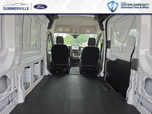 New 2026 Ford Transit 250 148 Medium Roof RWD image 16