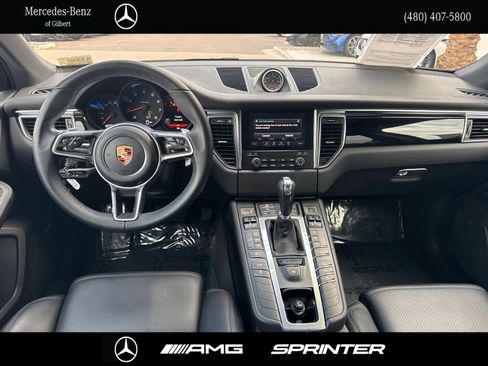 Used 2017 Porsche Macan AWD/4WD image 23