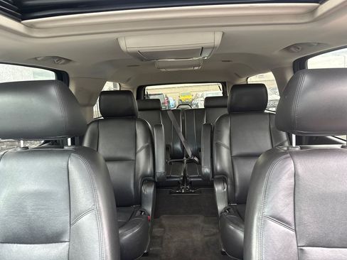 Used 2013 Chevrolet Suburban LTZ image 13