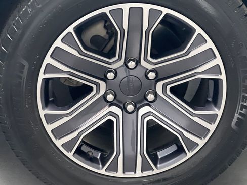 Used 2024 Jeep Wagoneer L Series II w/ Flexible Seating Group image 78