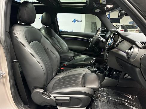Used 2024 MINI Cooper S image 18