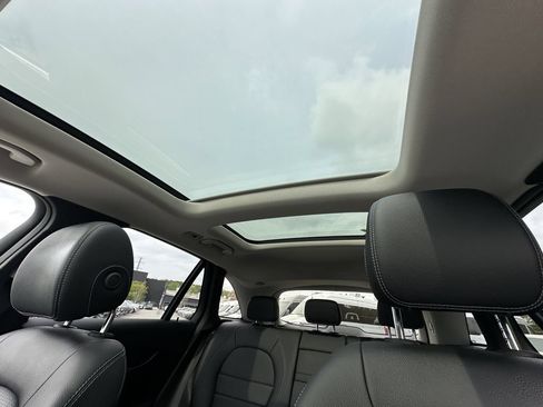 Certified 2022 Mercedes-Benz GLC 300 4MATIC w/ Multimedia Package Lite image 34