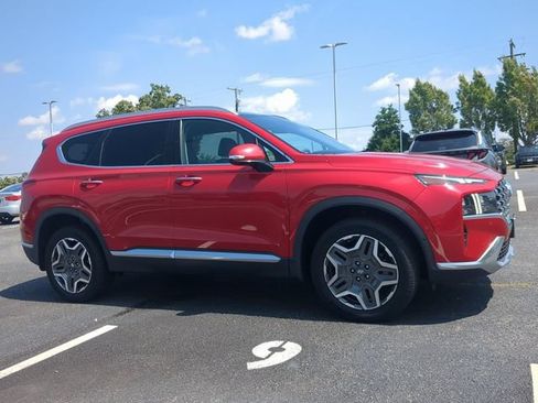 Used 2022 Hyundai Santa Fe Limited w/ Cargo Package AWD/4WD image 2