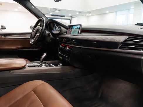 Used 2017 BMW X5 xDrive35d image 26