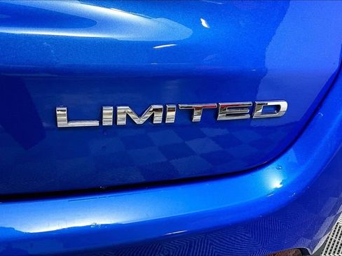 Used 2025 Jeep Compass Limited AWD/4WD image 14