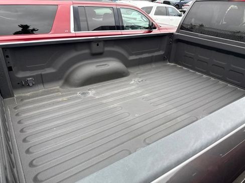 Used 2018 RAM 2500 Tradesman w/ Chrome Appearance Group AWD/4WD image 14