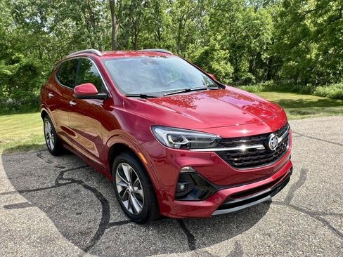 Used 2021 Buick Encore GX Essence w/ Sport Touring Package AWD/4WD image 1