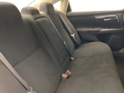 Used 2014 Nissan Altima 2.5 S FWD image 19