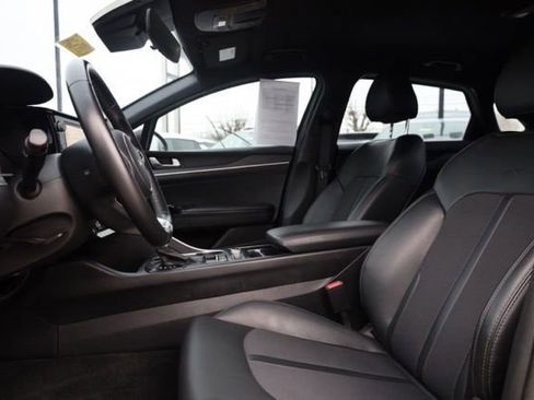 Used 2023 Kia K5 GT-Line w/ GT-Line Premium Package image 17