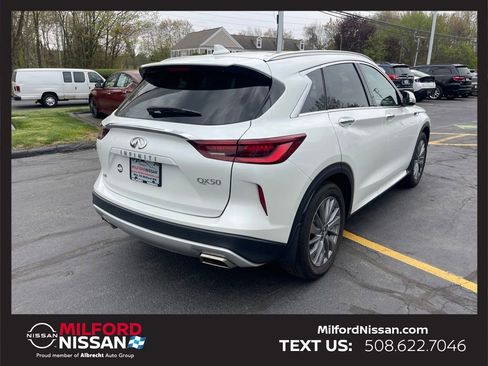 Used 2023 INFINITI QX50 Luxe AWD/4WD image 5