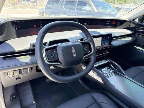 New 2026 Lincoln Nautilus Premier AWD/4WD image 33