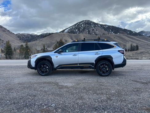 Used 2024 Subaru Outback Wilderness w/ Wilderness Package image 4