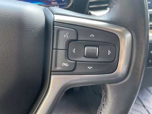 Used 2022 Chevrolet Silverado 1500 LT w/ Convenience Package II AWD/4WD image 30