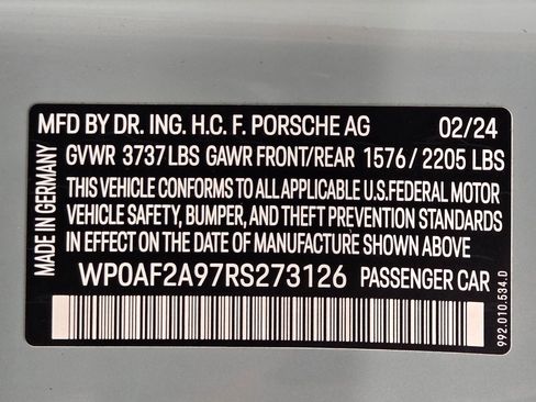 Certified 2024 Porsche 911 Targa 4S RWD image 16