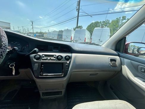 Used 2002 Honda Odyssey EX-L image 18