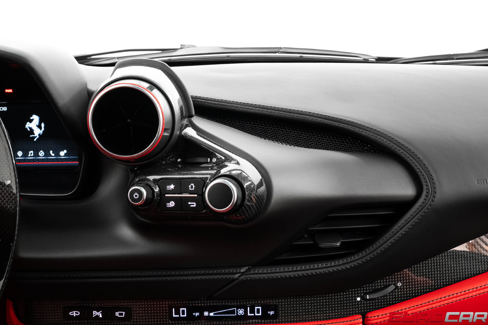 Used 2020 Ferrari F8 Tributo RWD image 40