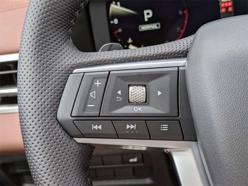 New 2026 Mitsubishi Outlander SEL image 27