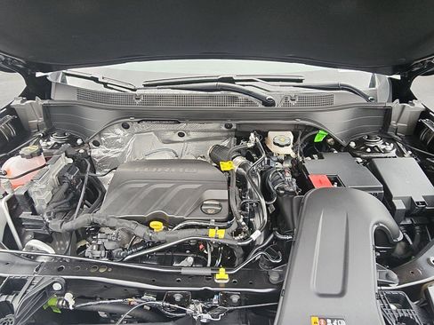 New 2026 Chevrolet Trax LT w/ Driver Confidence Package image 11