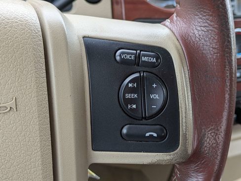 Used 2010 Ford F350 Lariat AWD/4WD image 32
