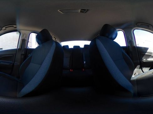 Used 2025 Nissan Versa SV FWD image 38