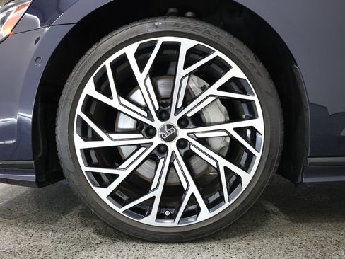 Used 2024 Audi A8 L 3.0T w/ Luxury Package AWD/4WD image 5